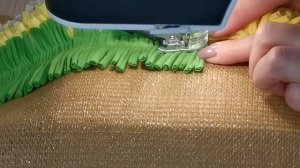 Коврик из старых футболок - красивая утилизация