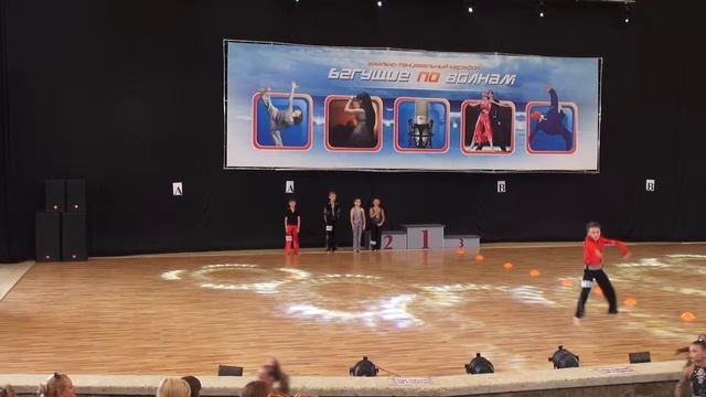 14.06.17 г. пл.А, ч.10…ТМ «Бегущие по волнам» современные танцы смотреть онлайн