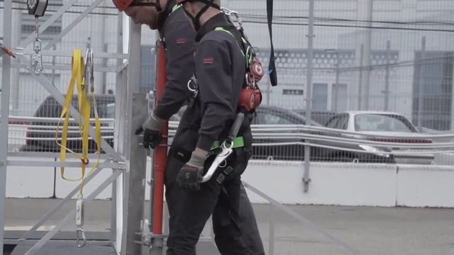 Поворотная анкерная система Skyreach для защиты от падения с высоты смотреть онлайн