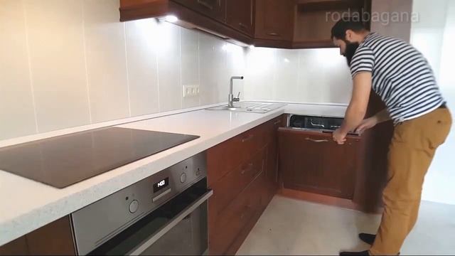 Кухня "П"-образная в классическом стиле смотреть онлайн