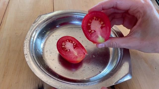 ДеБарао. Помидорка сливка для засолки.