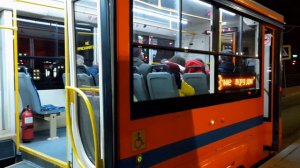 Трамвай 71-623-02 следует по маршруту 3 «м. Чистые Пруды - м. Чертановская»