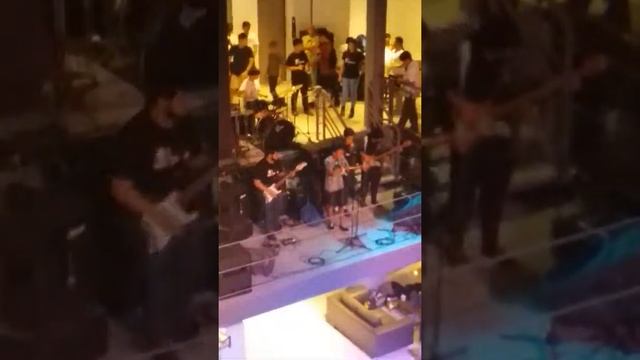 3 LA Village recto смотреть онлайн