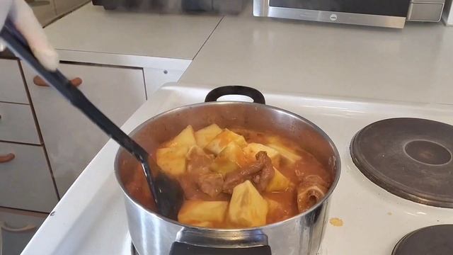 How Cook Tasty Goat Meat And Yam Peppersoup | ONYEKACHI'S DESIRES TV |  DESIRES TV