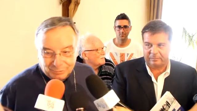 Akragas Calcio, giocatori è staff tecnico ricevuti dall’ Arcivescovo Montenegro смотреть онлайн