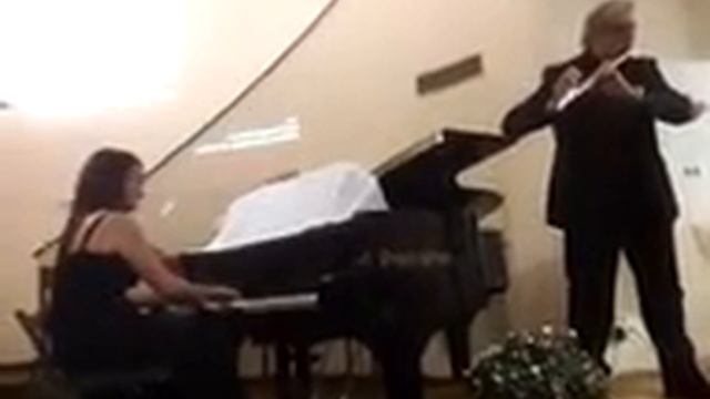 Donizetti-Sonata in Do minore for piano and flute смотреть онлайн