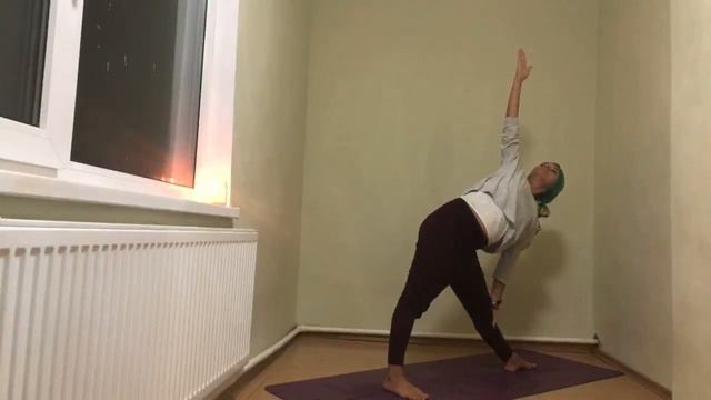 Чандра-Намаскар смотреть онлайн