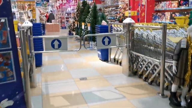ВЛОГ:Уборка/нужна ли беговая дорожка дома/ Белгород готовится к НГ смотреть онлайн
