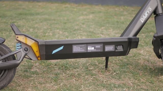 Daxys Bandicoot Electric Scooter Review | TechManPat смотреть онлайн