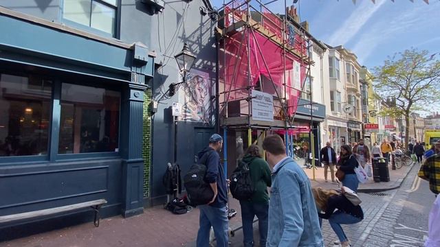 A Saxophonist With Soul In Her Bones! Thinking Out Loud (Ed Sheeran) by SaxJanet. Brighton Busking! смотреть онлайн