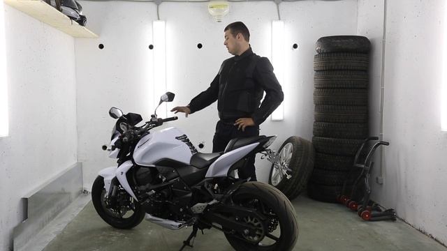 Kawasaki Z750 / Обзор мотоцикла смотреть онлайн