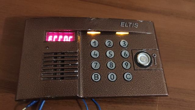 Домофон ELTIS ЦП100-Т — цикл ошибки. смотреть онлайн