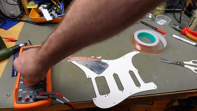 Modding a Stratocaster Copy Guitar смотреть онлайн