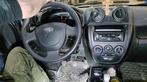 Ручное управление педали сцепления на Рено Логан