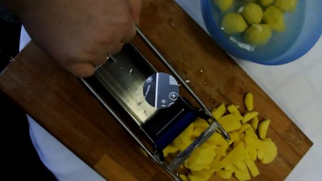 Жарить говядину без масла просто. Нужна надежная посуда. смотреть онлайн