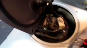 2004 Kia Rio Fuel Pump and Filter Replacement Part 1