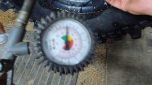 Компрессор кондиционера для накачки колес