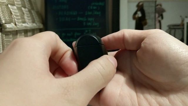 How to easily open the charging case of the Jabra Elite 65t смотреть онлайн