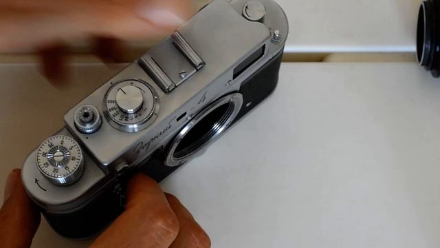 Zorki 4 update - shutter release, film advance issue смотреть онлайн