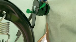 Как просто закрепить тент у садовой  качели, чтобы его не ломало ветром?