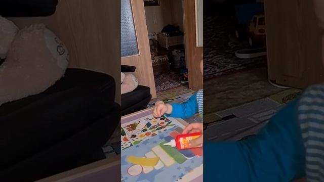 Апликация с малышом смотреть онлайн