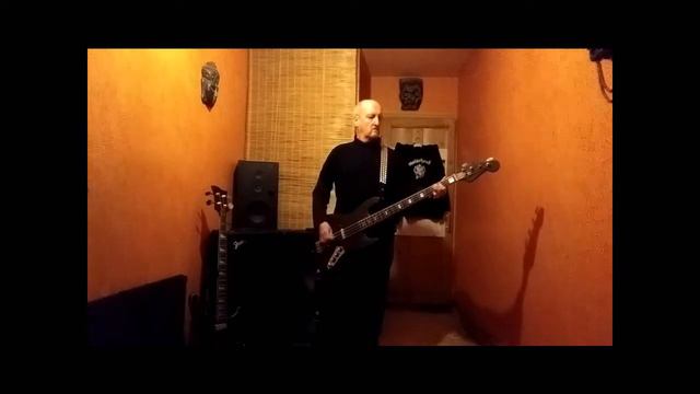 XMAL DEUTSCHLAND Hand In Hand Bass Cover
