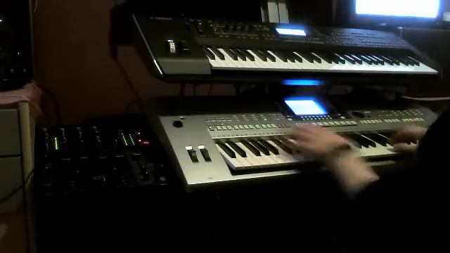 David Guetta - Snoop Dog ft. Live MIX Psr S710 &Mox Yamaha Rotals ST смотреть онлайн