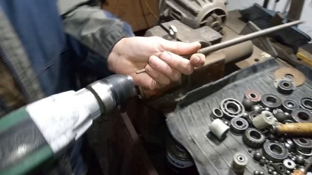 Напильник + Подшипник | File + Bearing смотреть онлайн