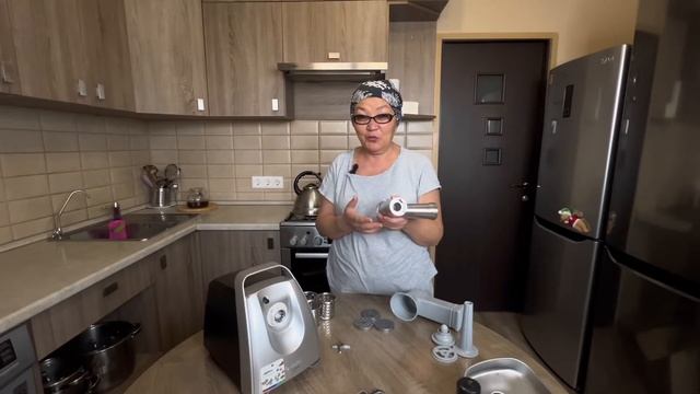 Обзор на мясорубку BOSCH ProPower MFW 68640 смотреть онлайн