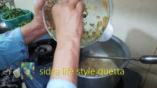 Today ami cook traditional food , aj ammi na banaya aaj desi khana apna style main,sidra mother смотреть онлайн