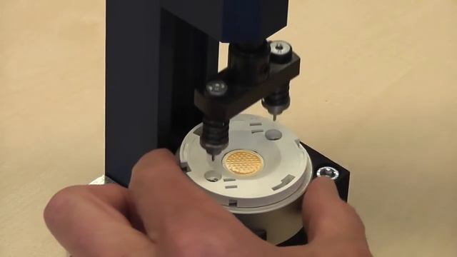 Screwless fixation of COB Connectors via P2F for blind holes on heat sinks смотреть онлайн