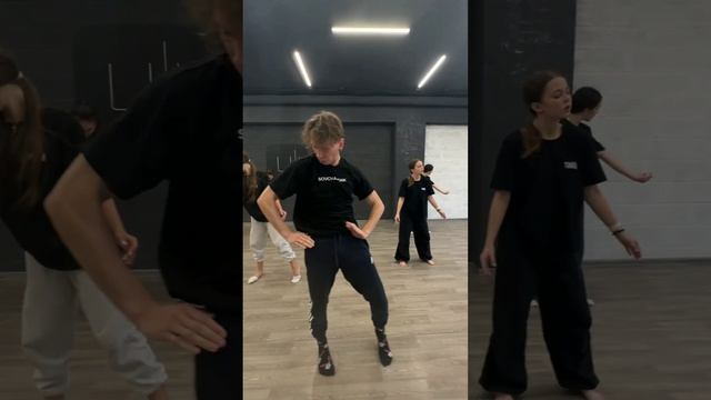 группа Шапито - Романы Ремарка хореография - Дмитрий Чегодарь смотреть онлайн