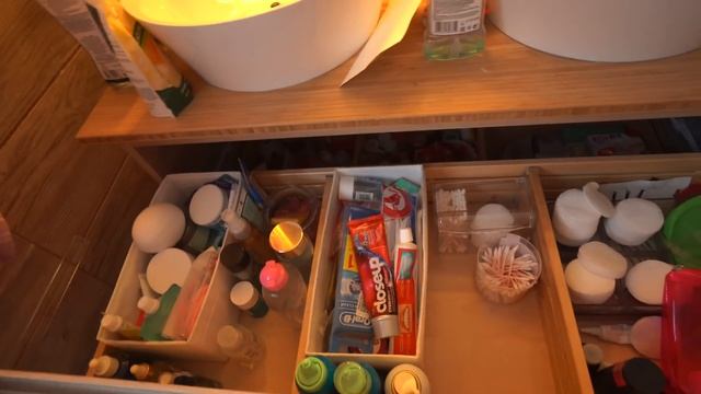 ТОТАЛЬНАЯ УБОРКА В ВАННОЙ! ВЫКИДЫВАВЮ ВСЕ! РАСХЛАМЛЕНИЕ ! смотреть онлайн