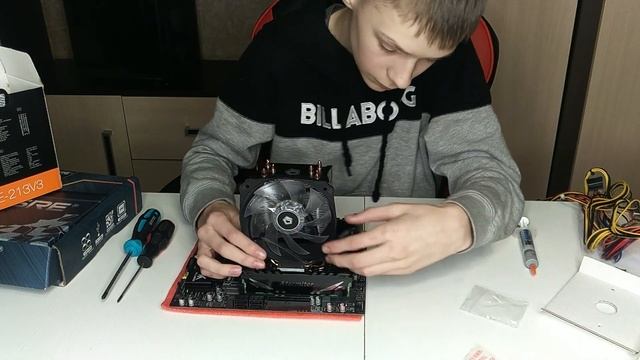 Сборка ПК на Xeon E5 2666 v3 - самый крутой проц для игр среди зионов! смотреть онлайн