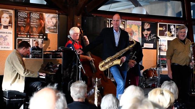 2018-10-13. Del 2/4. Lördagsjazz med Peter Lind and the Cabaret Band. смотреть онлайн