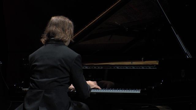 PETR AVERIN.Franz Liszt.Consolation No 2 E dur, S 172/Ф.Лист.Утешение №2(Петр Аверин,фортепиано) смотреть онлайн