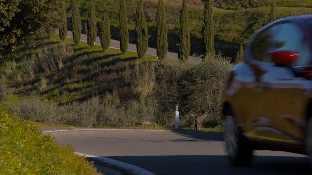 Renault Clio Turbo GPL, Test Drive Preview | Pregi e difetti смотреть онлайн