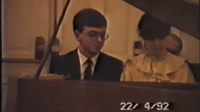 В.Гаврилин.. Марш. В. Васильев и М. Кушпилева смотреть онлайн