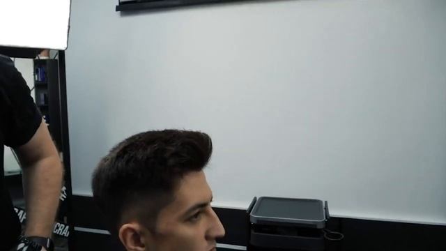 Faux hawk / мужская стрижка от Юрия Жданова / Алимжан смотреть онлайн