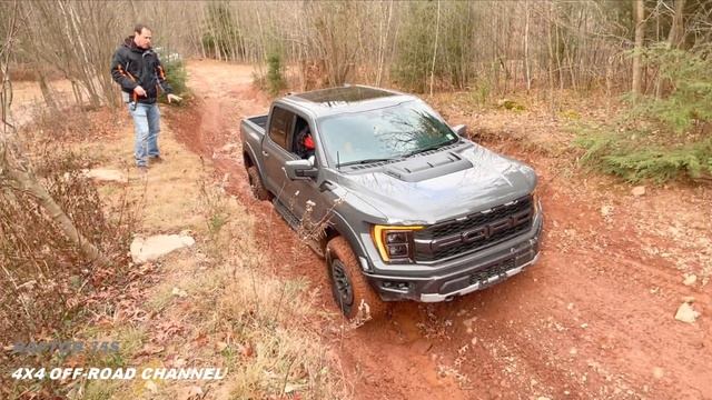 Ford Raptor 2022 Comparison 35 vs 37 Inch Tires Performance Package 4x4 Off-Roading смотреть онлайн