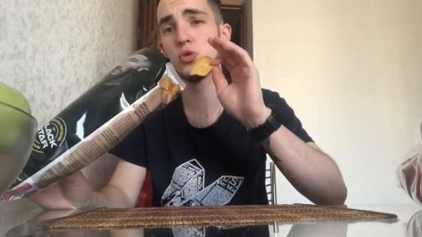 Новинка! Чипсы Lays со вкусом black star burger bbq