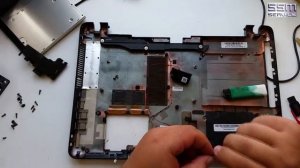 Как поменять динамики в ноутбуке