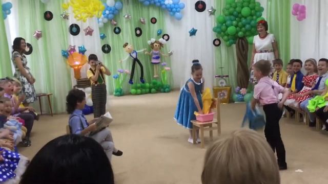 Выпускники детского сада «Опять двойка» смотрите до конца смотреть онлайн