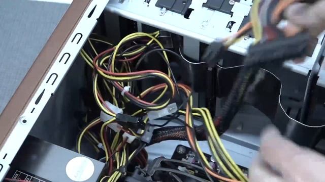 Windows XP Nvidia Intel 775 Quad Core Gaming PC Teardown смотреть онлайн