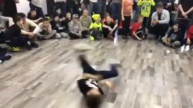 Я танцую брейк данс смотреть онлайн