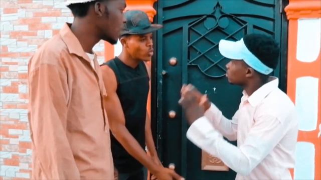 gade sak pase de jèn gason ki grangou😥😥! смотреть онлайн