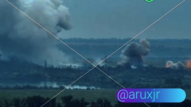 ?TOS-1A 『ソルンツェペヨク』?日光の炎が燃え盛ります！??ドネツク方面では????NATO軍の陣地に対し、壮大な破壊をもたらすサーモバリック爆弾の集中攻撃が行われています。 смотреть онлайн
