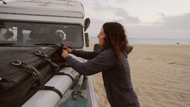 We Traded Our Toyota For A Defender (Land Cruiser vs Land Rover) смотреть онлайн