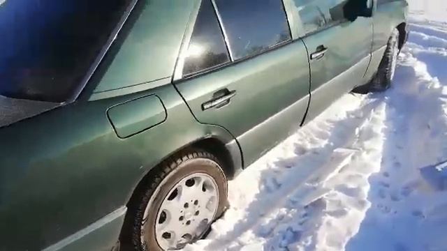 Мерседес 124. Зимой по снегу смотреть онлайн