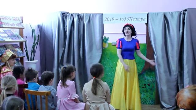 Творческая студия "Оазис" на Библиосумерках 19.04.2019 смотреть онлайн